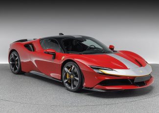 Ferrari SF90 Stradale Assetto Fiorano német tartós bérlet
